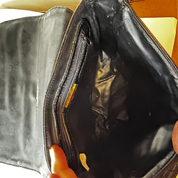 VTG Talbots Women's Black Croco Embossed Leather Turnlock Crossbody Shoulder Bag - Picture 6 of 14